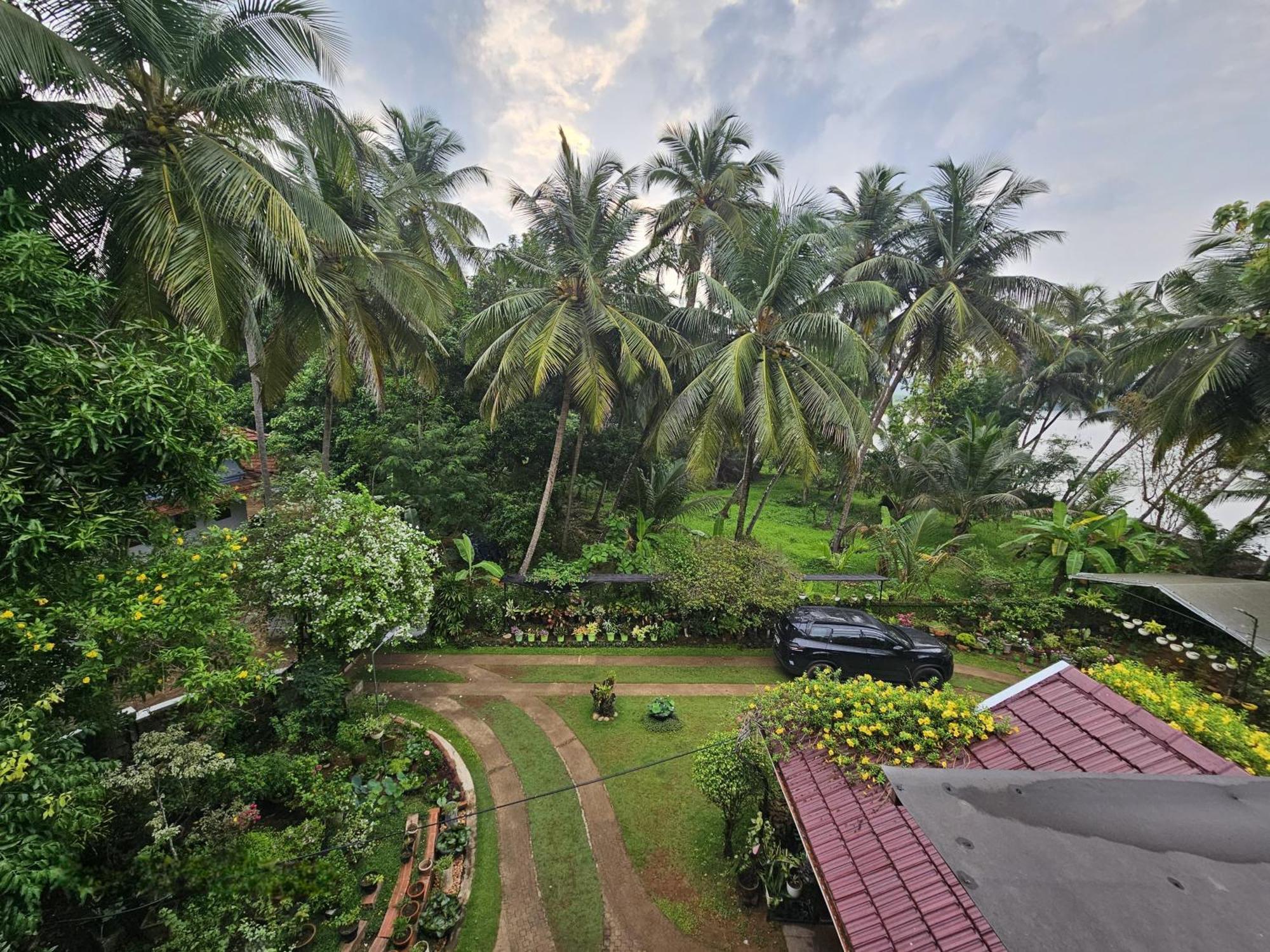 Maleyam Homestay Riverside Kozhikode Luaran gambar