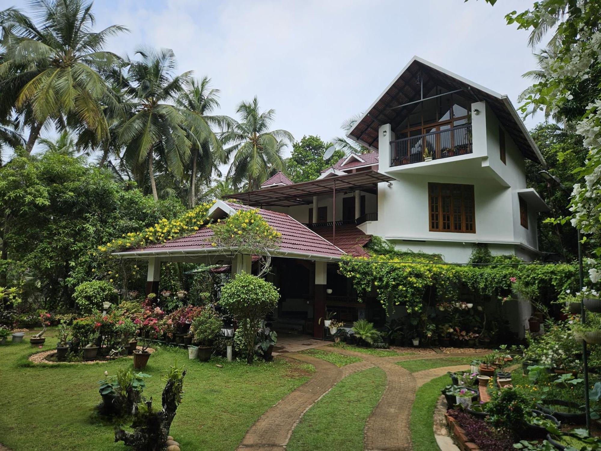 Maleyam Homestay Riverside Kozhikode Luaran gambar