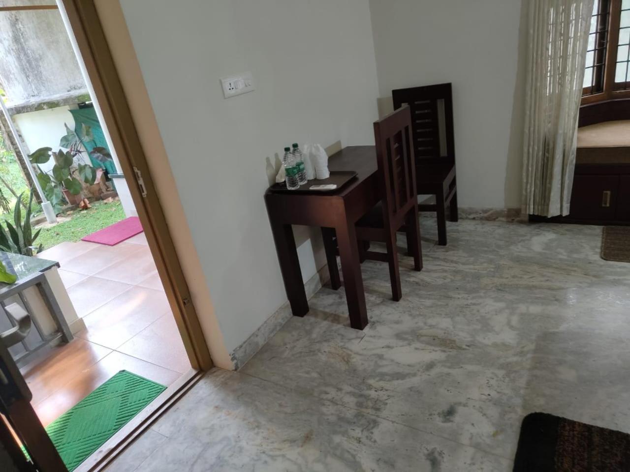 Maleyam Homestay Riverside Kozhikode Luaran gambar