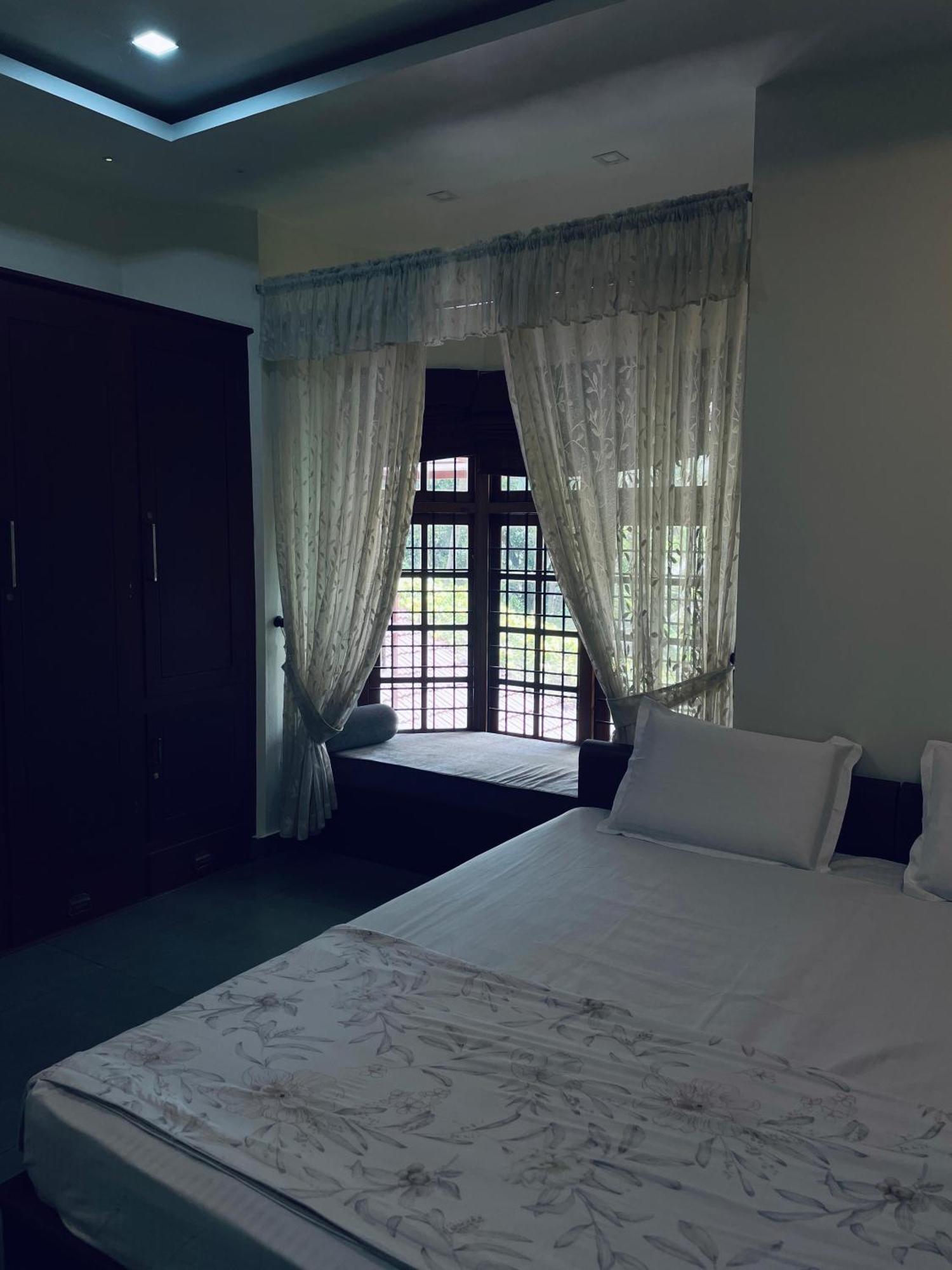 Maleyam Homestay Riverside Kozhikode Luaran gambar