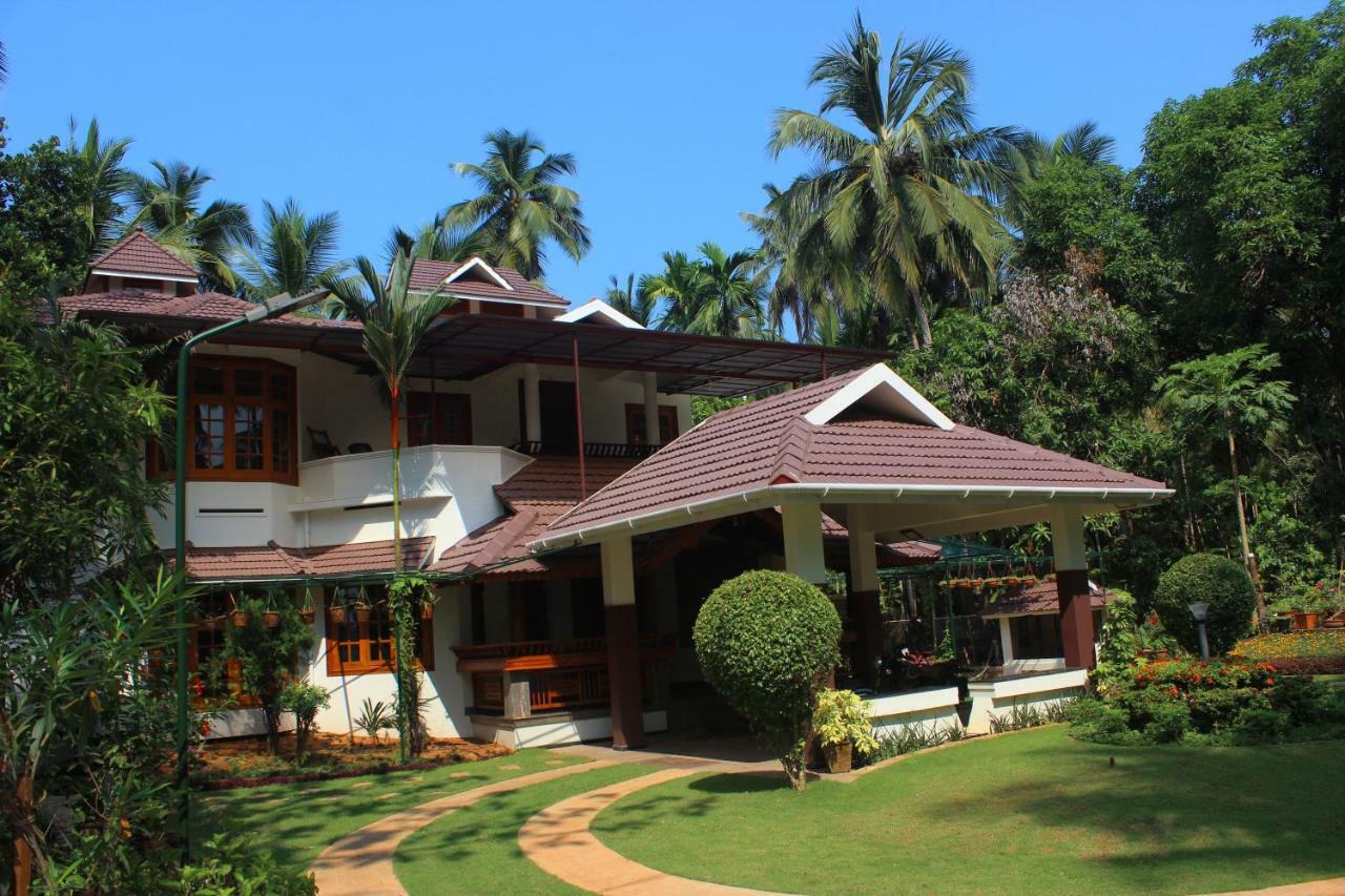 Maleyam Homestay Riverside Kozhikode Luaran gambar